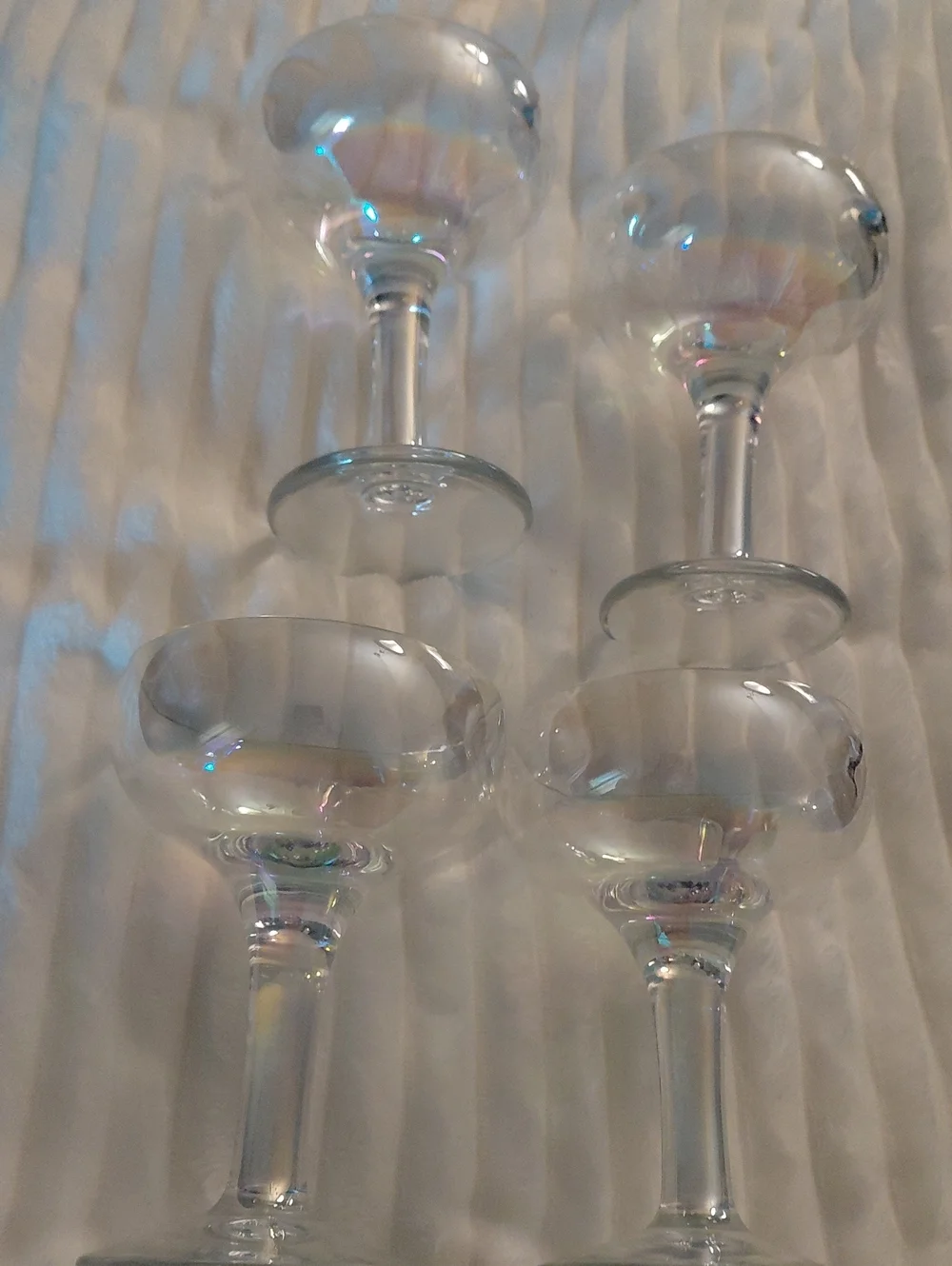 Clear Iridescent Stemmed Glasses - Set of 4. New Condition